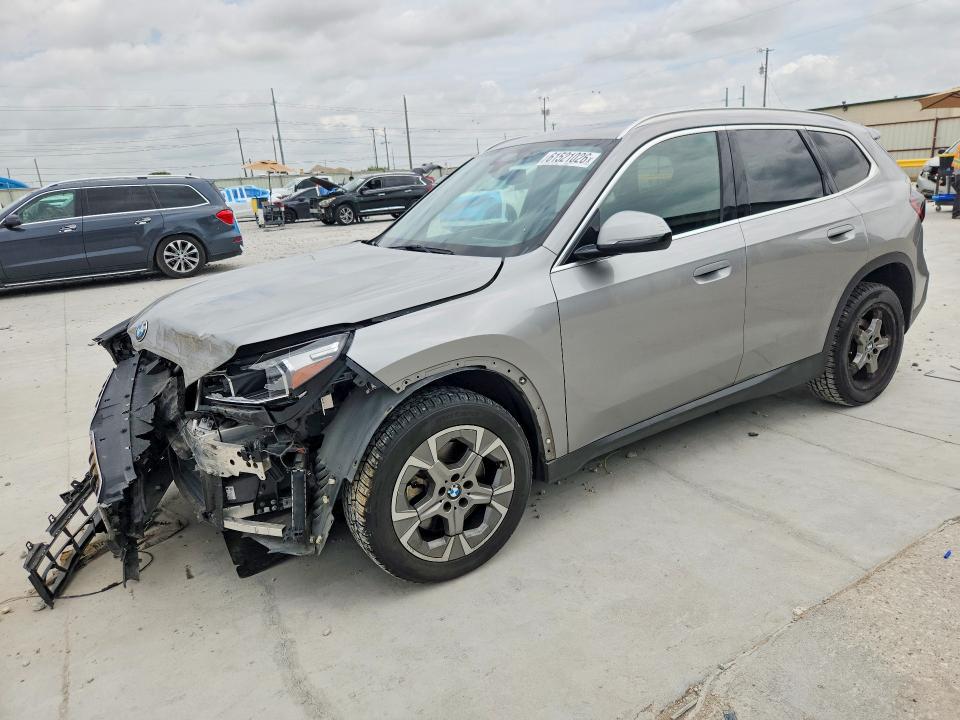 61521026 :رقم المزاد ، WBX73EF05P5W46015 vin ، 2023 Bmw X1 مزاد بيع
