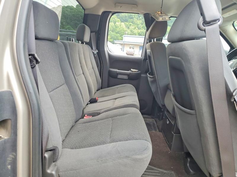 60561266 :رقم المزاد ، 1GCEC19J18Z254077 vin ، 2008 Chevrolet Silverado مزاد بيع