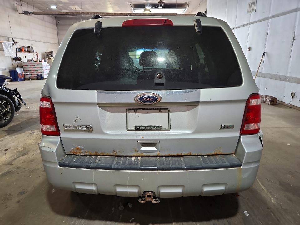 2011 Ford Escape მანქანა იყიდება აუქციონზე, vin: 1FMCU9EG0BKA20988, აუქციონის ნომერი: 61117416