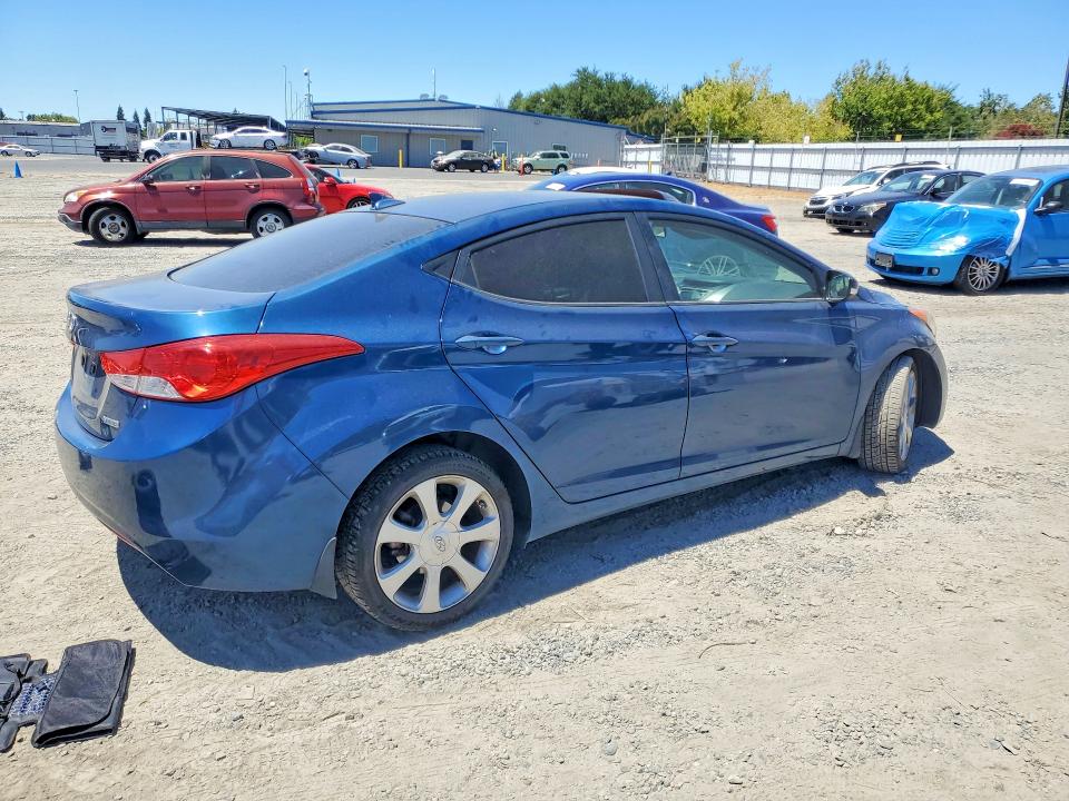62337196 :رقم المزاد ، KMHDH4AE9DU963632 vin ، 2013 Hyundai Elantra مزاد بيع