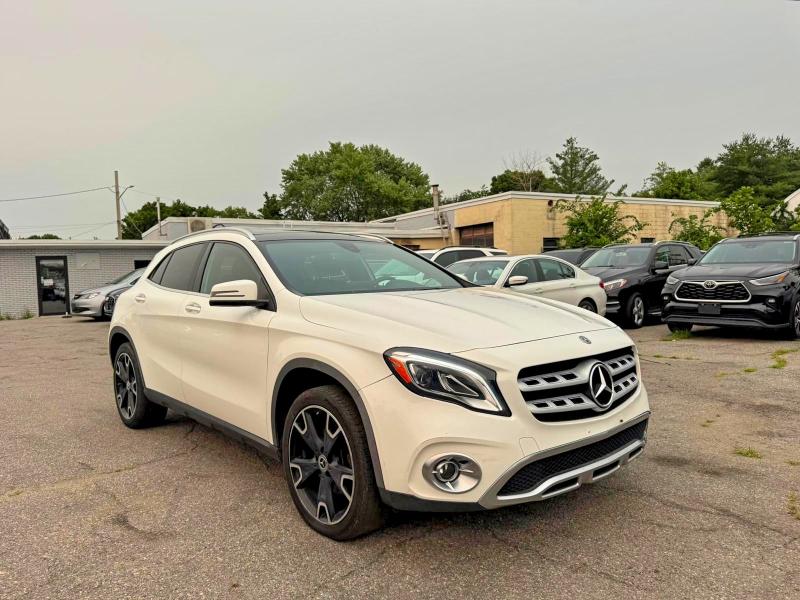 Aukcja sprzedaży 2019 Mercedes-benz Gla, vin: WDCTG4EB1KU004669, numer aukcji: 61527546