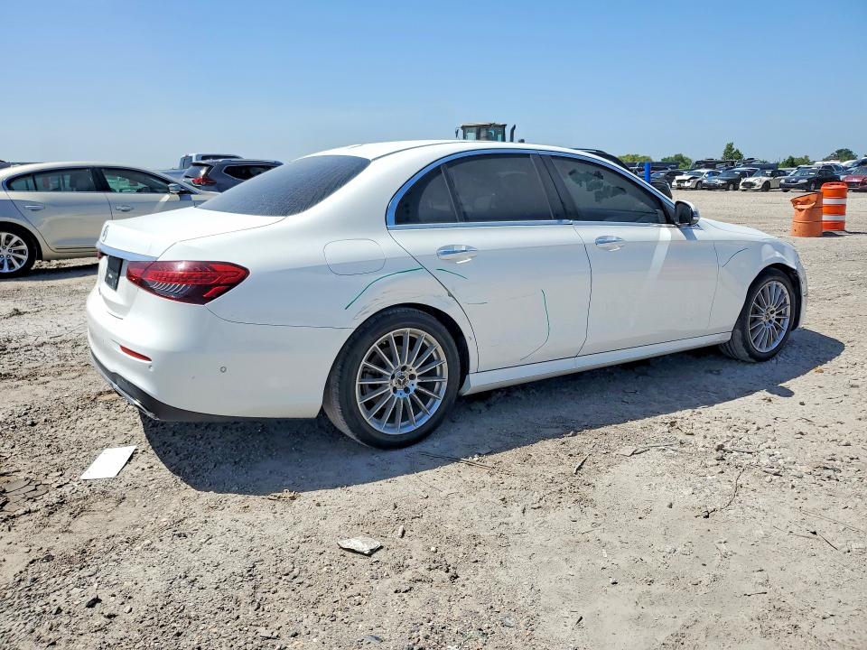 Продаж на аукціоні авто 2022 Mercedes-benz E, vin: W1KZF8DB6NB076954, номер лоту: 61626576
