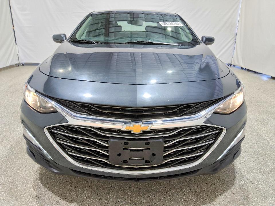 61543506 :رقم المزاد ، 1G1ZD5STXMF066650 vin ، 2021 Chevrolet Malibu مزاد بيع