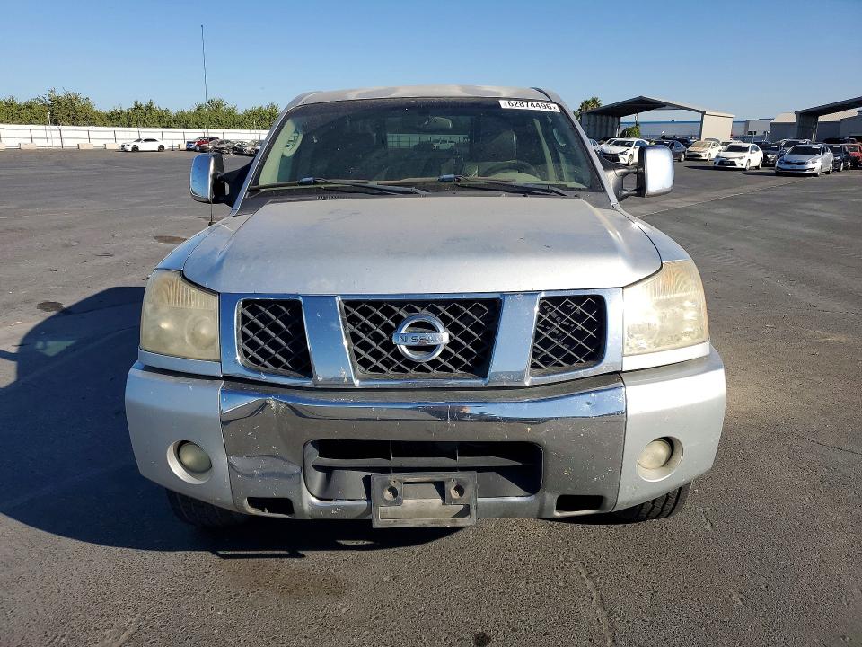 62874496 :رقم المزاد ، 1N6AA07A25N544720 vin ، 2005 Nissan Titan مزاد بيع