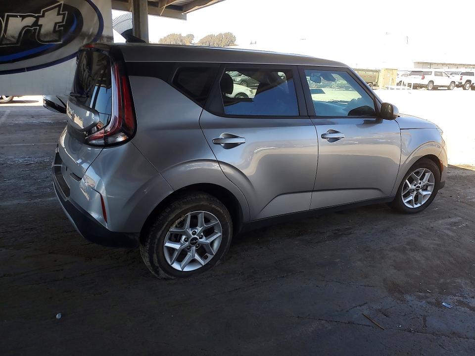 Продажа на аукционе авто 2024 Kia Soul, vin: KNDJ23AU5R7240568, номер лота: 63608856