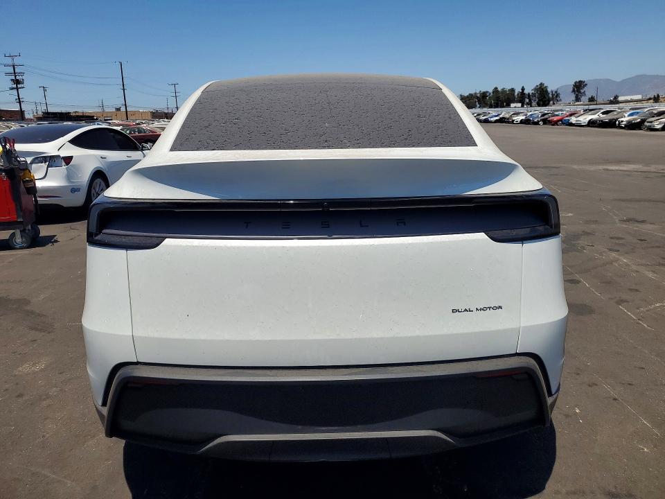 2026 Tesla Model Y მანქანა იყიდება აუქციონზე, vin: 7SAYGDEE0TF373154, აუქციონის ნომერი: 61764626