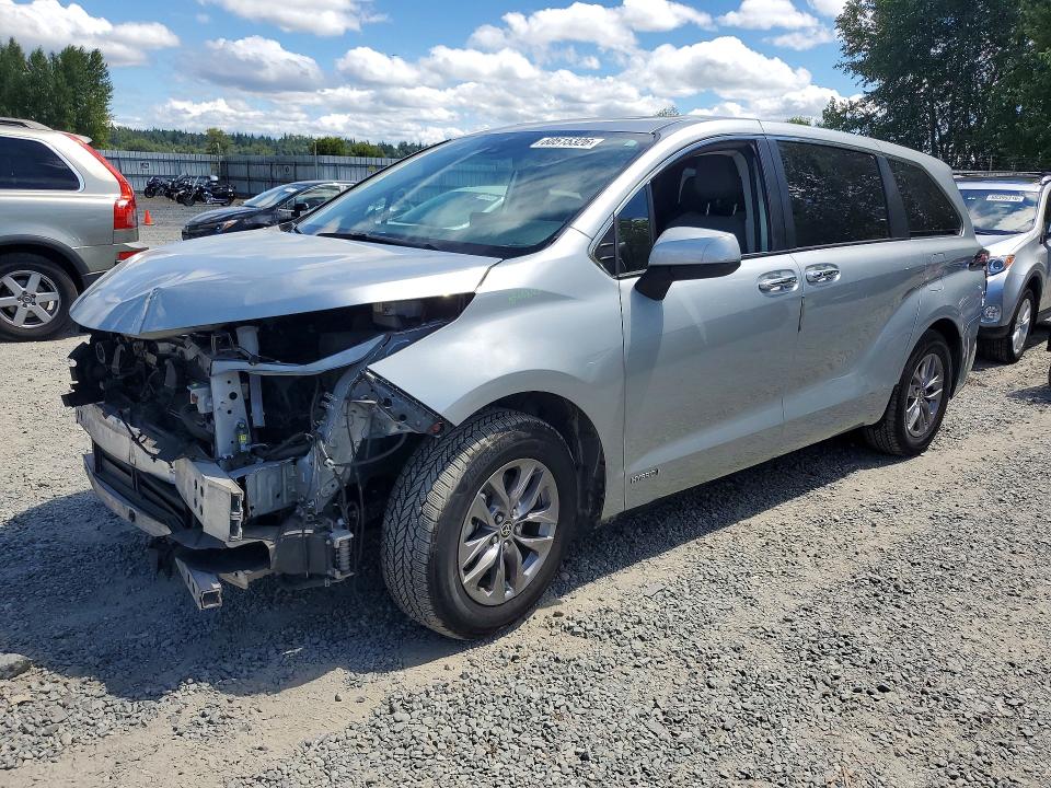 Auction sale of the 2021 Toyota Sienna, vin: 5TDYSKFC6MS002655, lot number: 60515326