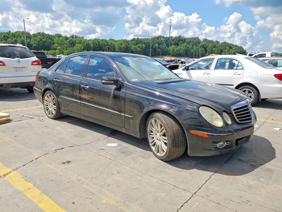 60719146 :رقم المزاد ، WDBUF56X18B206492 vin ، 2008 Mercedes-benz E مزاد بيع