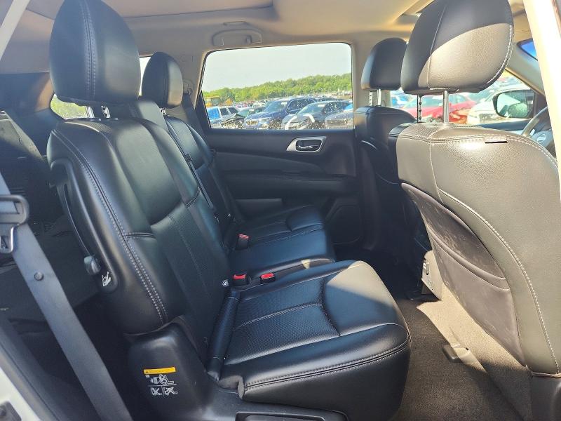Продаж на аукціоні авто 2017 Nissan Pathfinder, vin: 5N1DR2MN3HC612904, номер лоту: 61803746