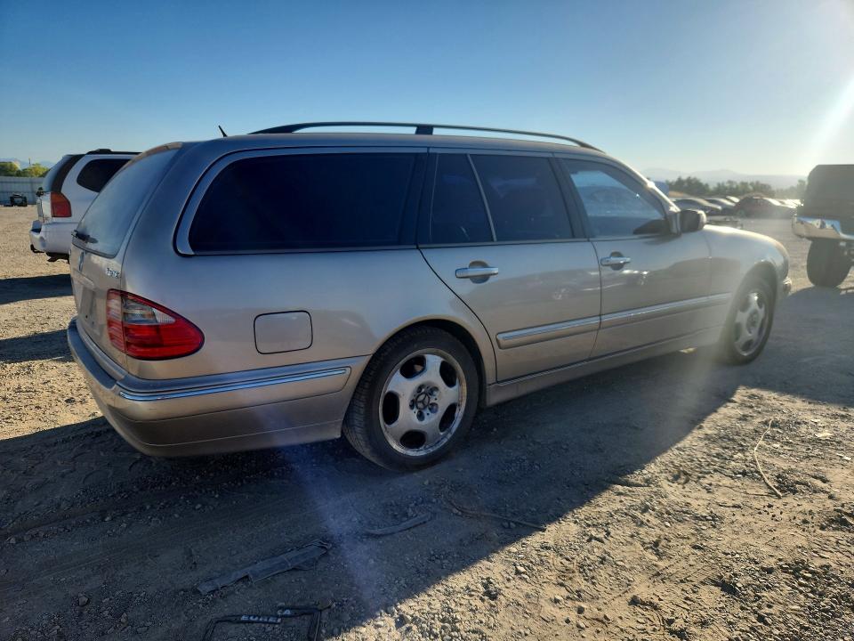 2001 Mercedes-benz E მანქანა იყიდება აუქციონზე, vin: WDBJH82J91X048766, აუქციონის ნომერი: 63006046