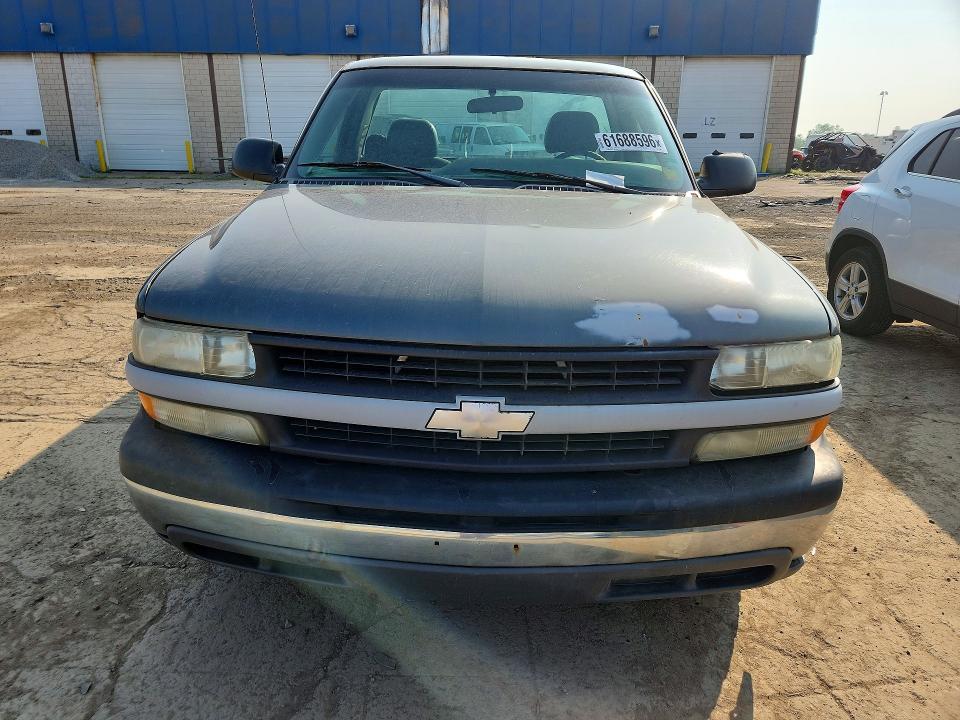 Aukcja sprzedaży 2002 Chevrolet Silverado, vin: 1GCEC14WX2Z151301, numer aukcji: 61688596