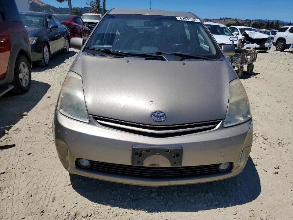 62531936 :رقم المزاد ، JTDKB20U040030252 vin ، 2004 Toyota Prius مزاد بيع