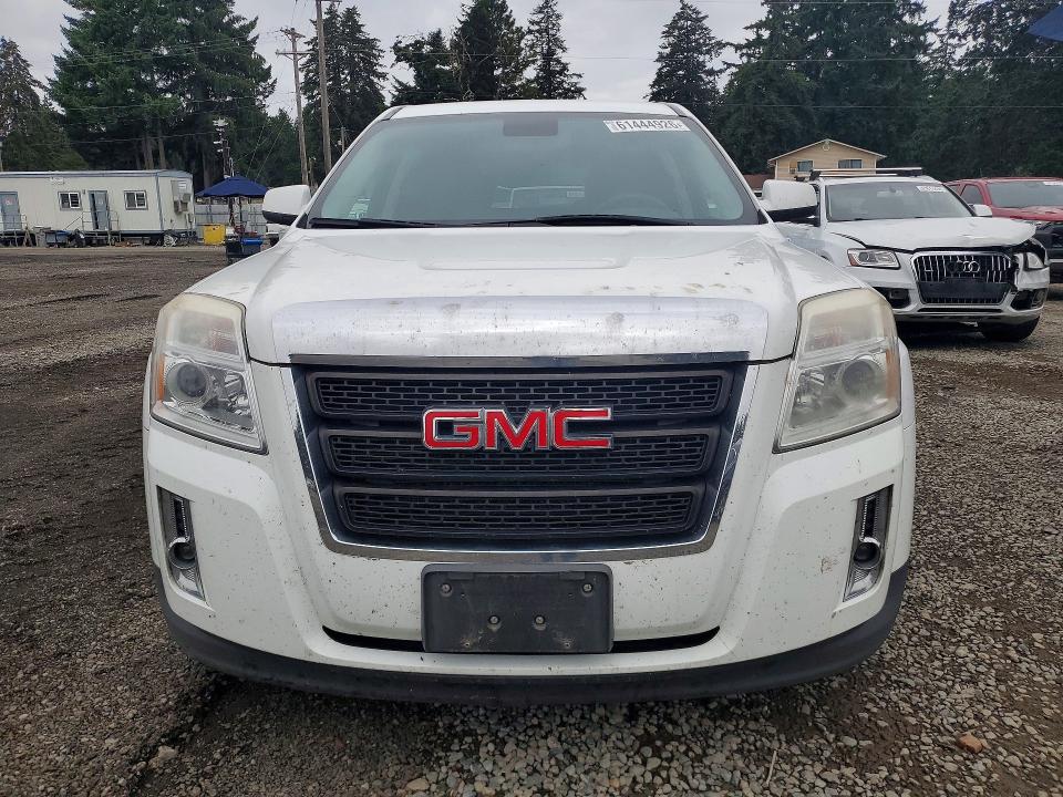 61444926 :رقم المزاد ، 2GKFLVEK0F6270679 vin ، 2015 Gmc Terrain مزاد بيع
