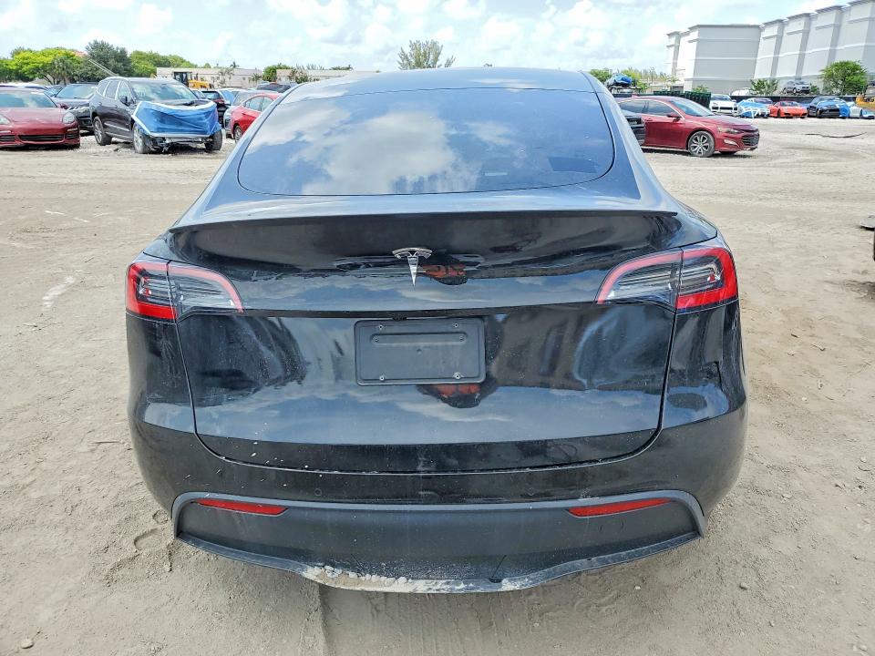 62419816 :رقم المزاد ، 5YJYGDEF9MF089156 vin ، 2021 Tesla Model Y مزاد بيع