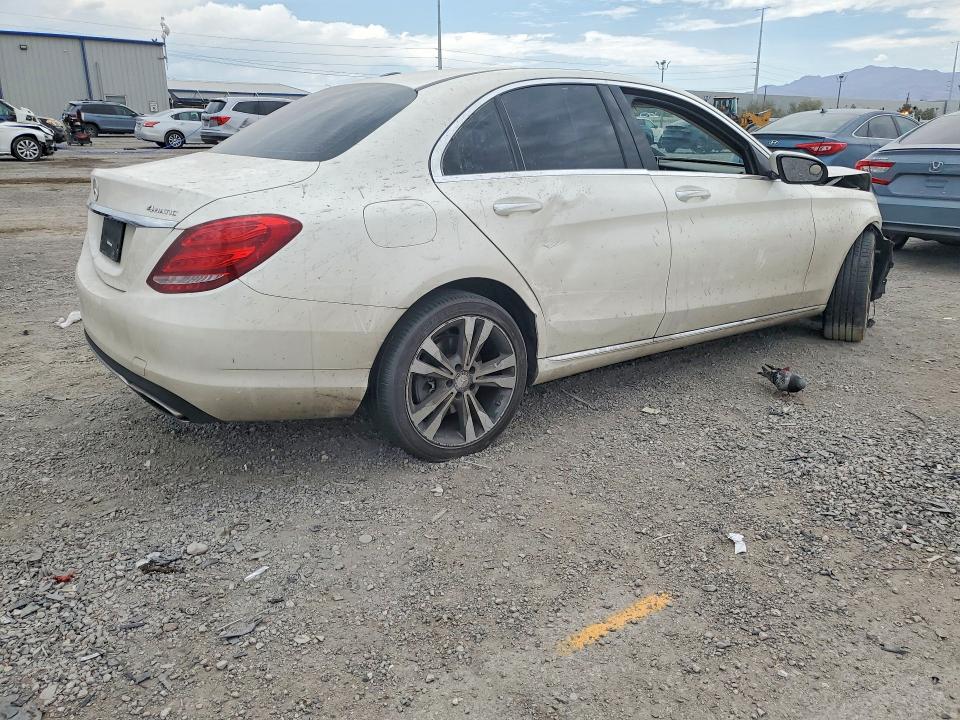 2015 Mercedes-benz C მანქანა იყიდება აუქციონზე, vin: 55SWF4KB9FU031304, აუქციონის ნომერი: 61552976