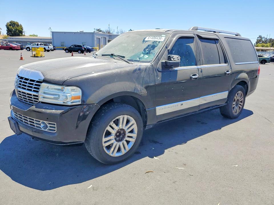 Auction sale of the 2011 Lincoln Navigator, vin: 5LMJJ3J57BEJ00432, lot number: 61408436