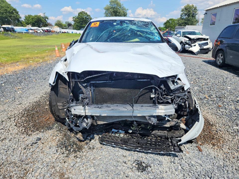Продаж на аукціоні авто 2017 Audi Q5, vin: WA1M2AFP1HA090698, номер лоту: 61775456
