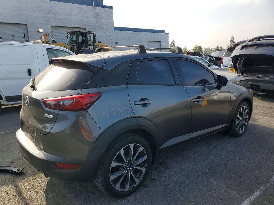 Продаж на аукціоні авто 2019 Mazda Cx-3, vin: JM1DKDC7XK1460663, номер лоту: 62704316