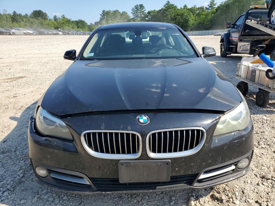 61844146 :رقم المزاد ، WBA5A7C53GG151514 vin ، 2016 Bmw 528 مزاد بيع