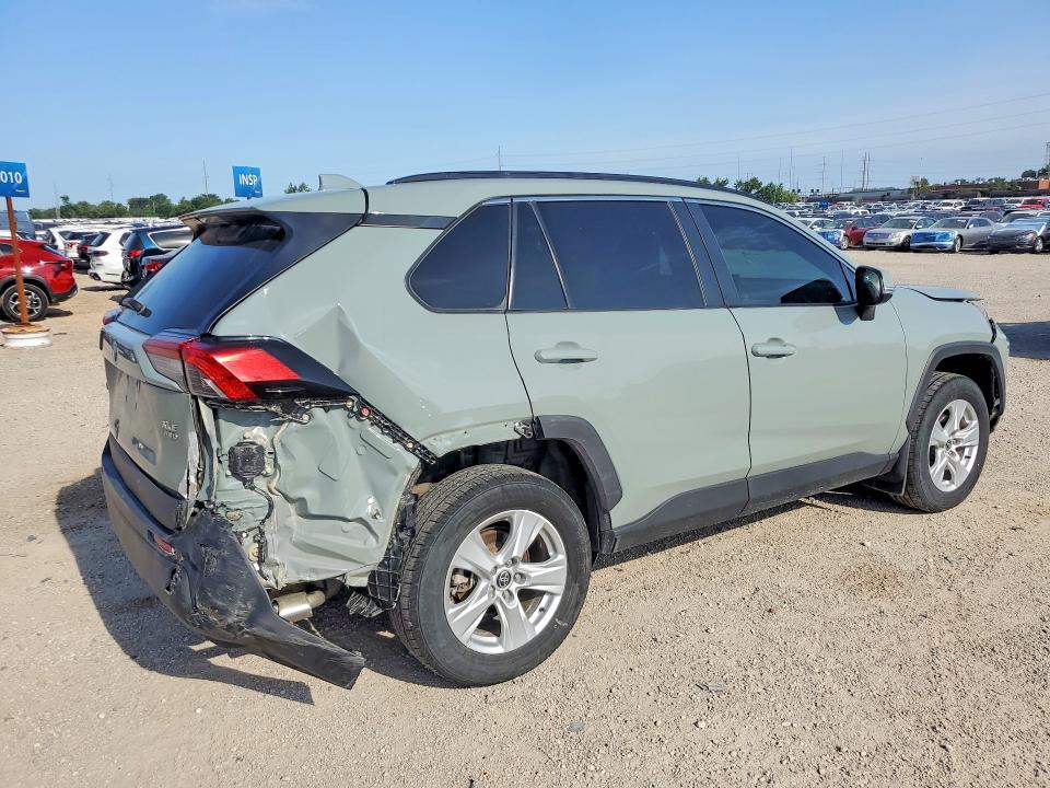 2021 Toyota Rav4 მანქანა იყიდება აუქციონზე, vin: 2T3P1RFV7MW214097, აუქციონის ნომერი: 58554536