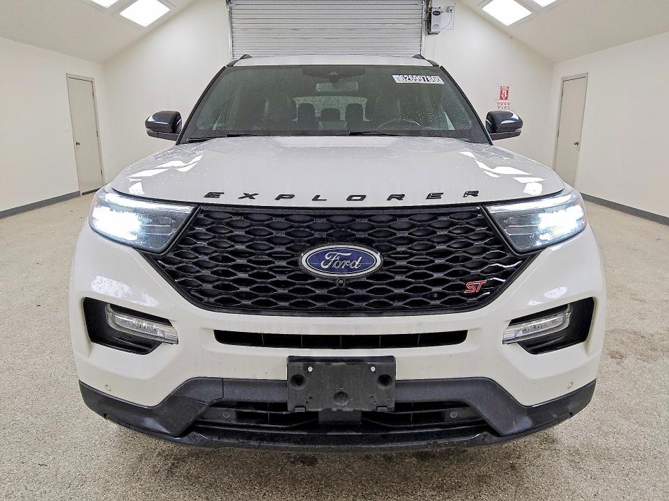 Продажа на аукционе авто 2021 Ford Explorer, vin: 1FM5K8GC2MGB98300, номер лота: 62699786