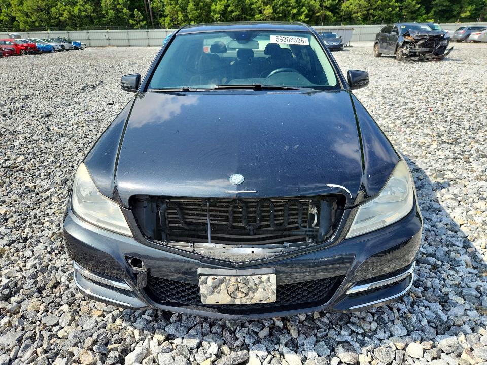 59308386 :رقم المزاد ، WDDGF8AB4DG128370 vin ، 2013 Mercedes-benz C مزاد بيع