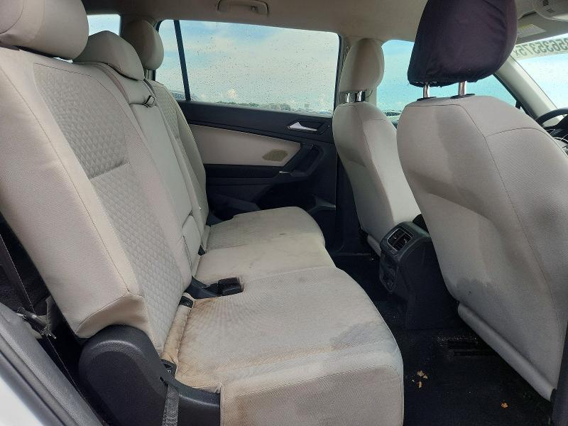 2018 Volkswagen Tiguan მანქანა იყიდება აუქციონზე, vin: 3VV1B7AX7JM033774, აუქციონის ნომერი: 85635375