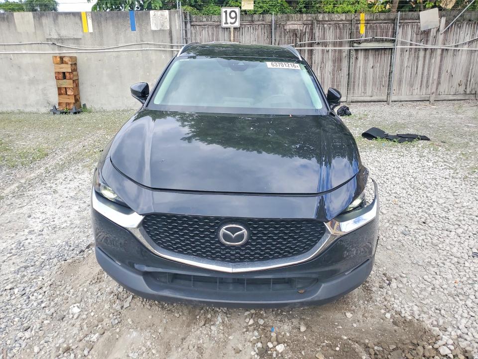 63701216 :رقم المزاد ، 3MVDMBDY9NM409019 vin ، 2022 Mazda Cx-30 مزاد بيع