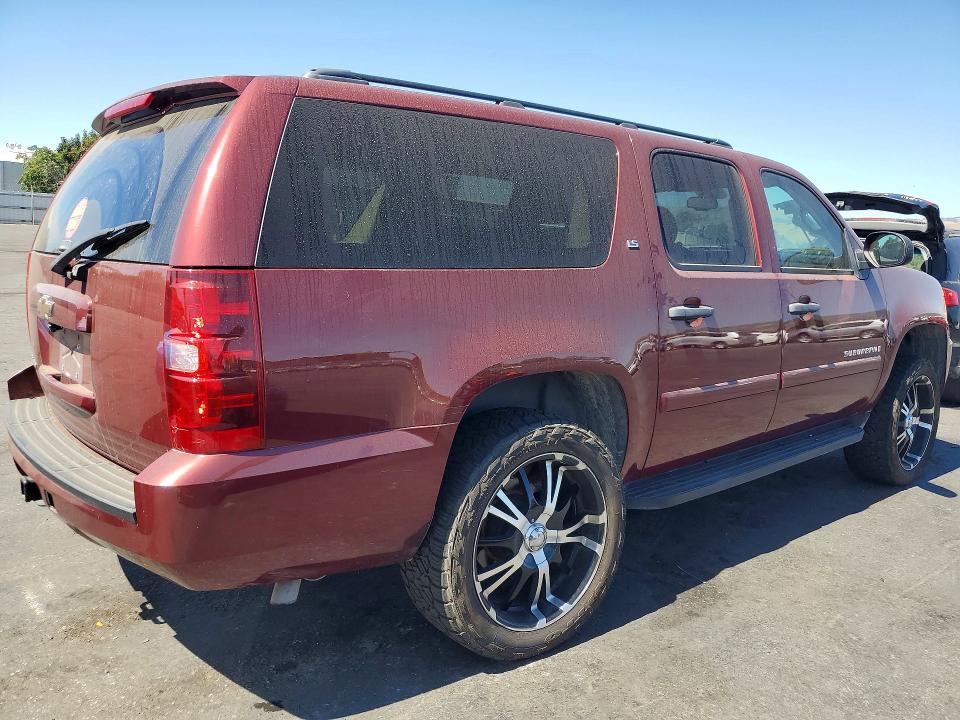 63222916 :رقم المزاد ، 1GNFC16J58J204071 vin ، 2008 Chevrolet Suburban مزاد بيع