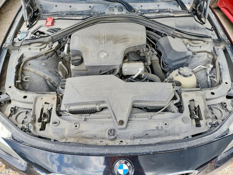 2017 Bmw 320 მანქანა იყიდება აუქციონზე, vin: WBA8E1G58HNU13050, აუქციონის ნომერი: 59726186