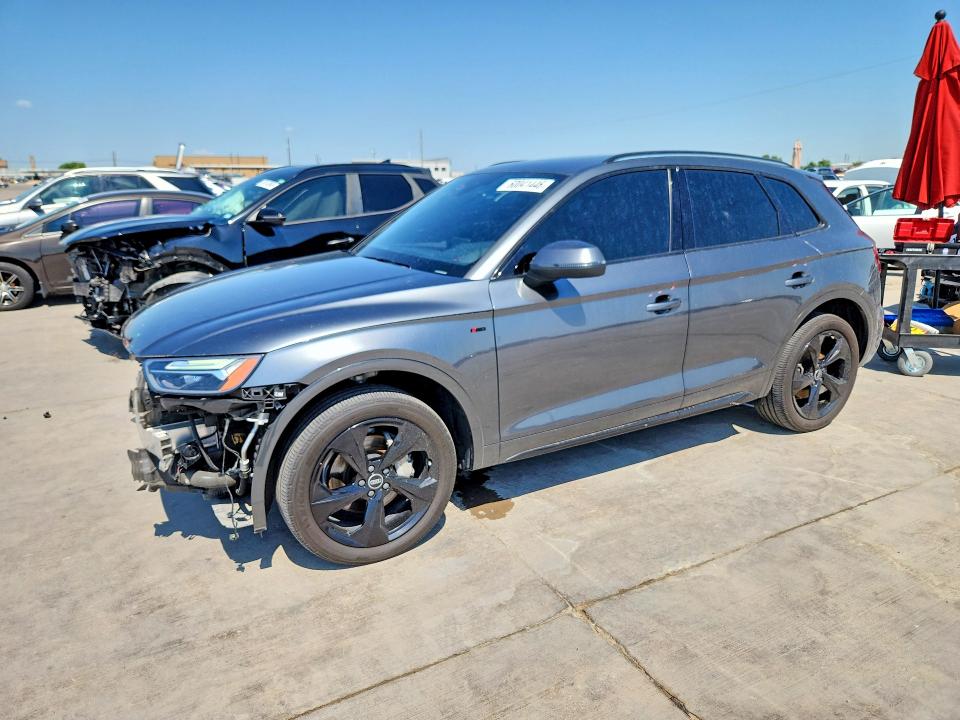 60041446 :رقم المزاد ، WA1EAAFY2N2001095 vin ، 2022 Audi Q5 مزاد بيع