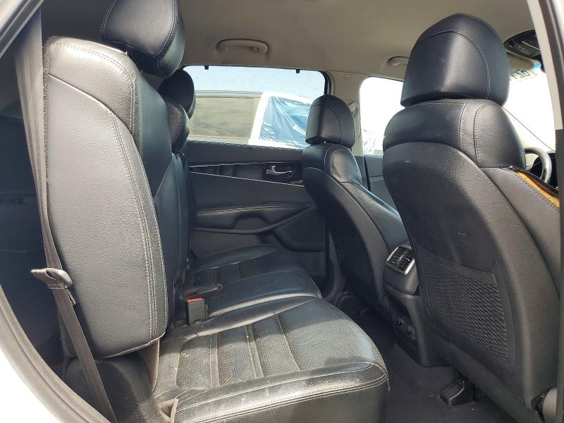 62116276 :رقم المزاد ، 5XYPH4A5XHG302927 vin ، 2017 Kia Sorento مزاد بيع