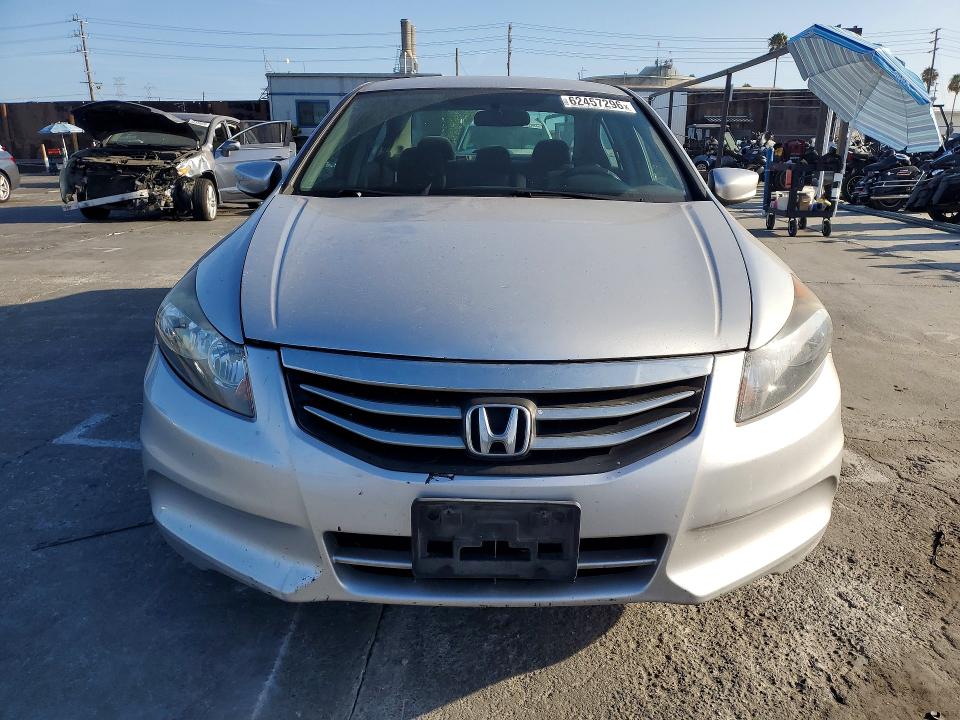 62457296 :رقم المزاد ، 1HGCP2E32CA178970 vin ، 2012 Honda Accord مزاد بيع