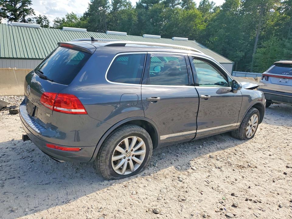 Aukcja sprzedaży 2011 Volkswagen Touareg, vin: WVGFF9BP6BD004505, numer aukcji: 62308986