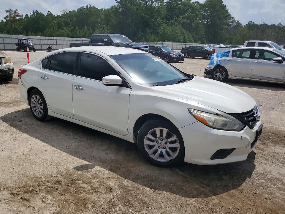 Продажа на аукционе авто 2016 Nissan Altima, vin: 1N4AL3AP0GN341071, номер лота: 61779036