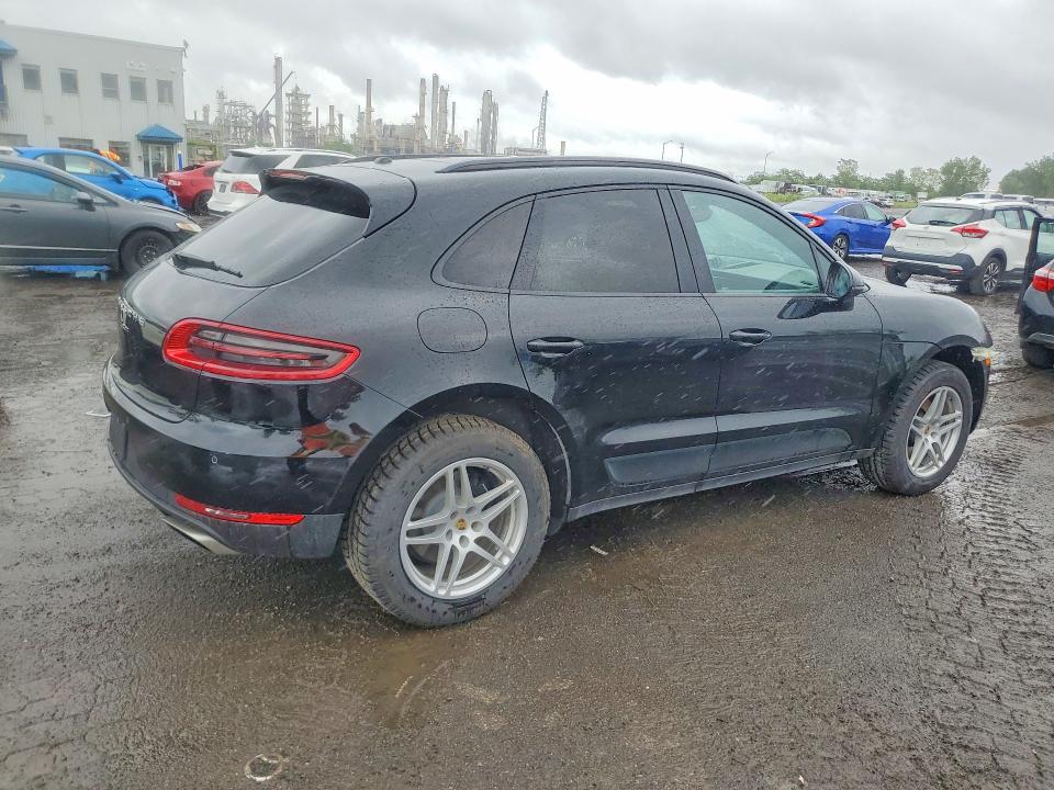 62475096 :رقم المزاد ، WP1AA2A52JLB17164 vin ، 2018 Porsche Macan مزاد بيع
