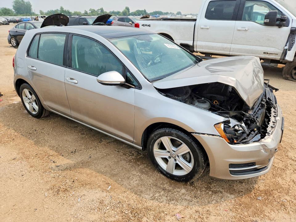 61319576 :رقم المزاد ، 3VW217AU9HM075351 vin ، 2017 Volkswagen Golf مزاد بيع