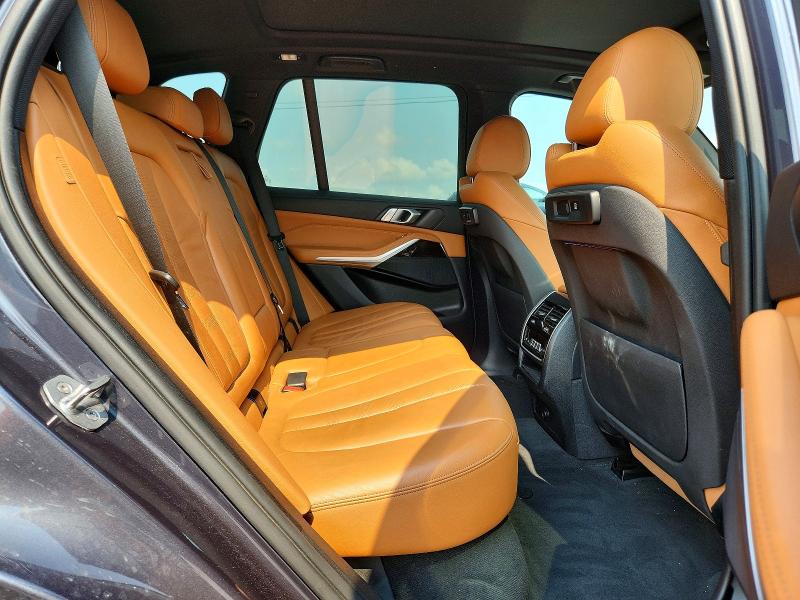 63137546 :رقم المزاد ، 5UXCR6C54KLL11444 vin ، 2019 Bmw X5 مزاد بيع