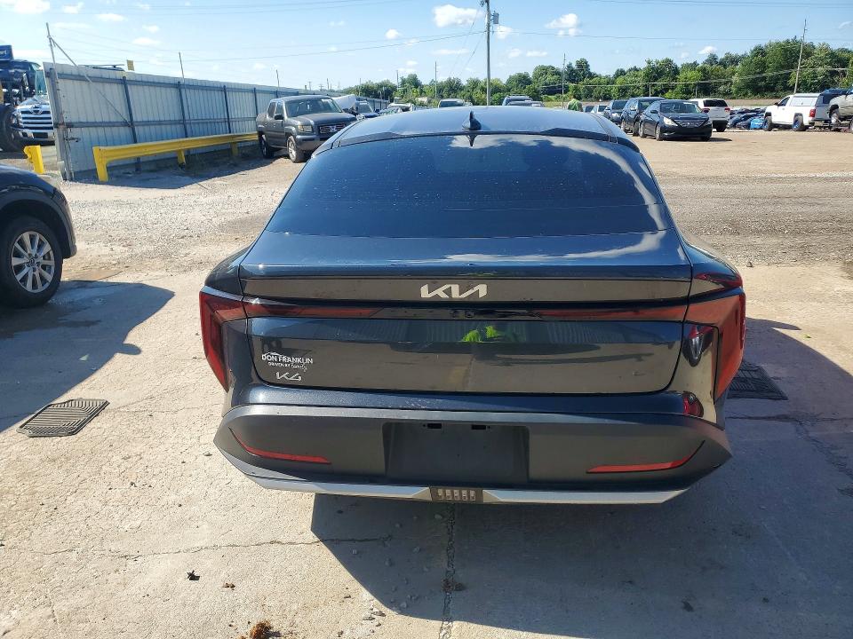 2025 Kia K4 მანქანა იყიდება აუქციონზე, vin: 3KPFT4DE3SE077082, აუქციონის ნომერი: 62133686