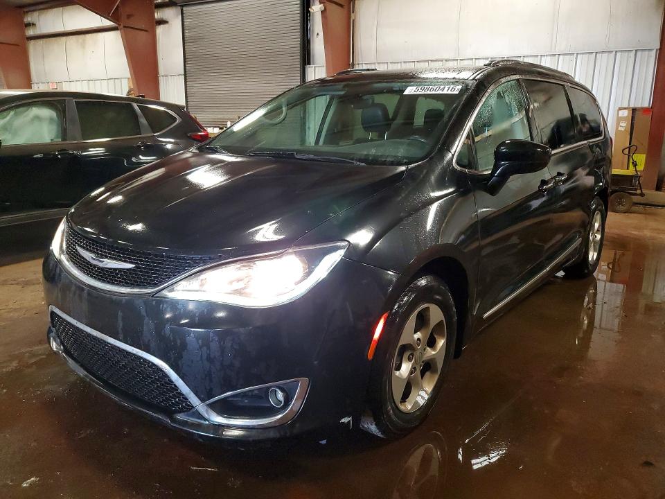 Продаж на аукціоні авто 2017 Chrysler Pacifica, vin: 2C4RC1EG2HR703806, номер лоту: 59860416