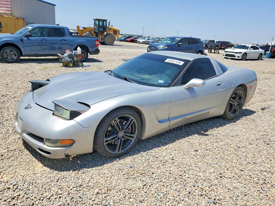 63337136 :رقم المزاد ، 1G1YY22G245111894 vin ، 2004 Chevrolet Corvette مزاد بيع