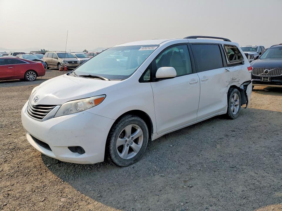 Auction sale of the 2013 Toyota Sienna, vin: 5TDKK3DC8DS337351, lot number: 63028356