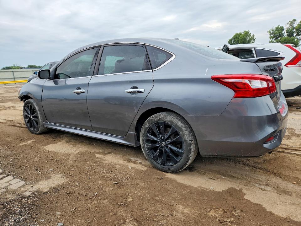 62107556 :رقم المزاد ، 3N1AB7AP6JY237153 vin ، 2018 Nissan Sentra مزاد بيع