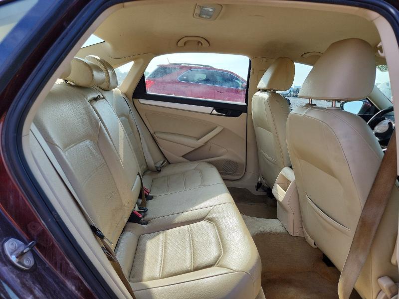 59295646 :رقم المزاد ، 1VWBP7A38CC099396 vin ، 2012 Volkswagen Passat مزاد بيع