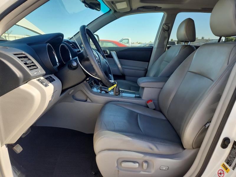 Продажа на аукционе авто 2013 Toyota Highlander, vin: 5TDBK3EH3DS218410, номер лота: 62815346