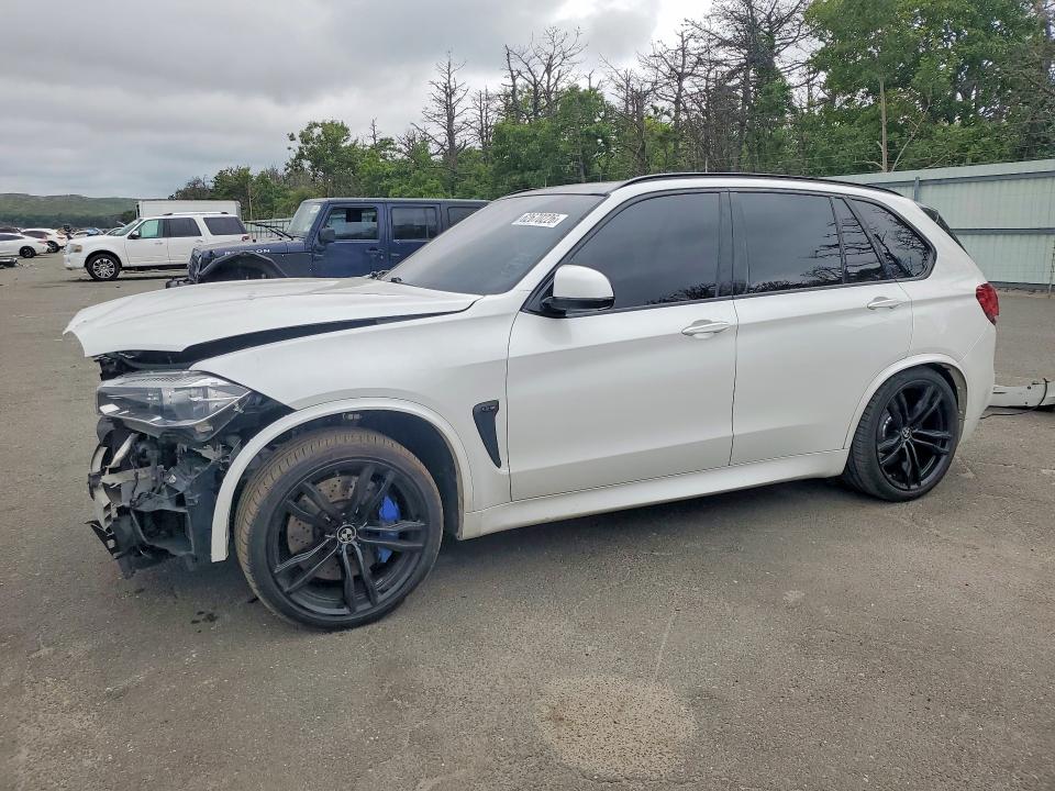 62670226 :رقم المزاد ، 5YMKT6C3XH0U39153 vin ، 2017 Bmw X5 مزاد بيع
