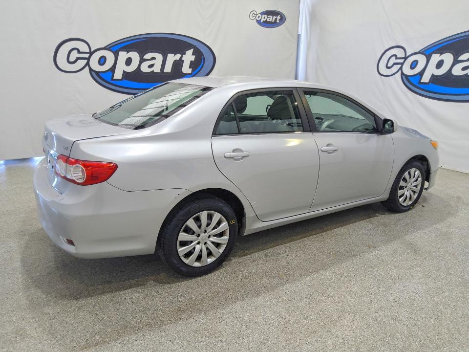 Продаж на аукціоні авто 2013 Toyota Corolla, vin: 5YFBU4EE8DP076702, номер лоту: 61217736