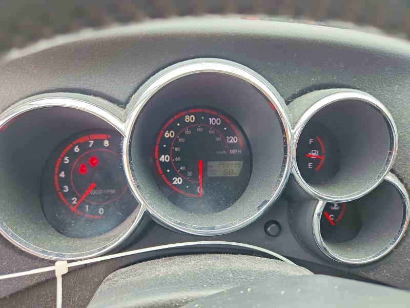 61053526 :رقم المزاد ، 2T1KR32E75C494251 vin ، 2005 Toyota Corolla Matrix مزاد بيع