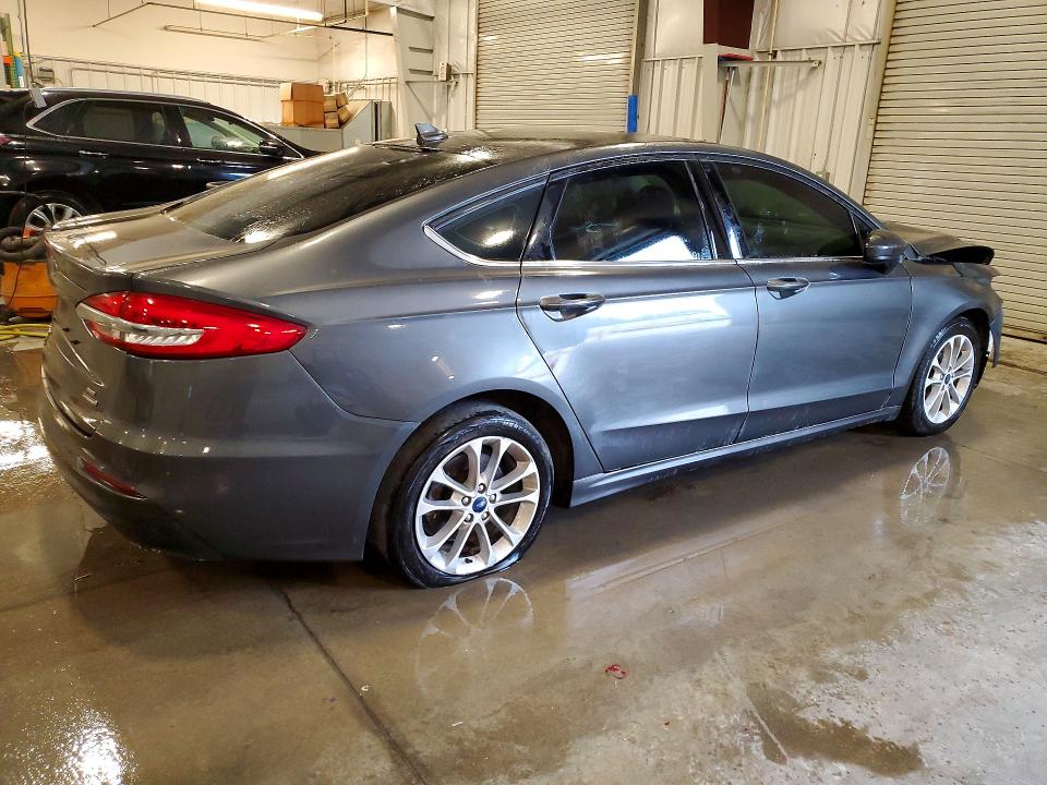 59899596 :رقم المزاد ، 3FA6P0LU7LR126435 vin ، 2020 Ford Fusion مزاد بيع