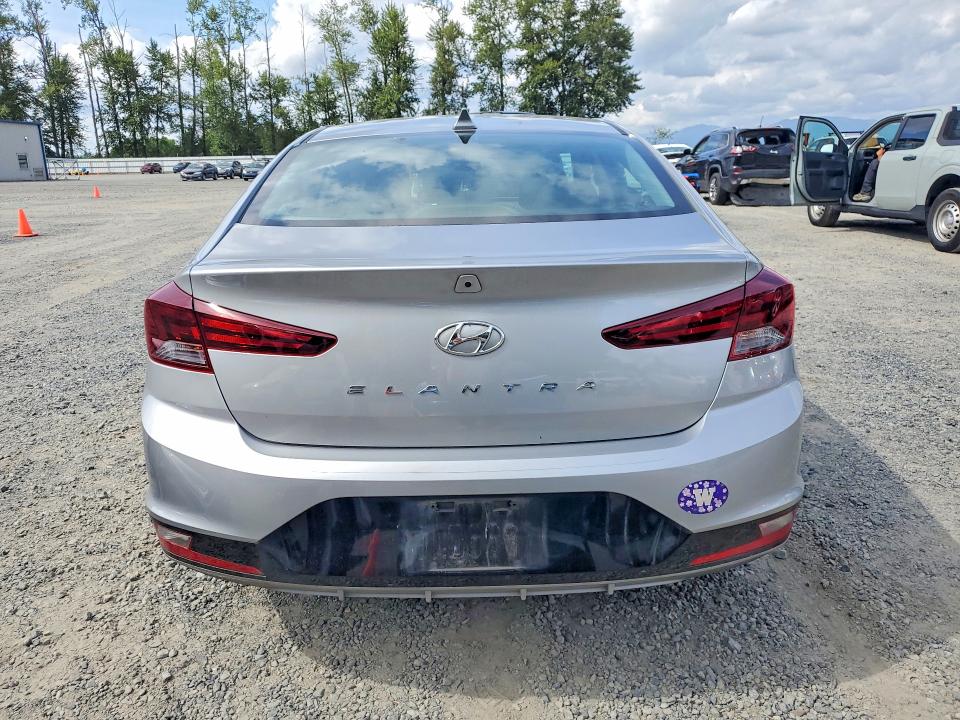 2020 Hyundai Elantra მანქანა იყიდება აუქციონზე, vin: 5NPD84LF1LH624849, აუქციონის ნომერი: 59704896